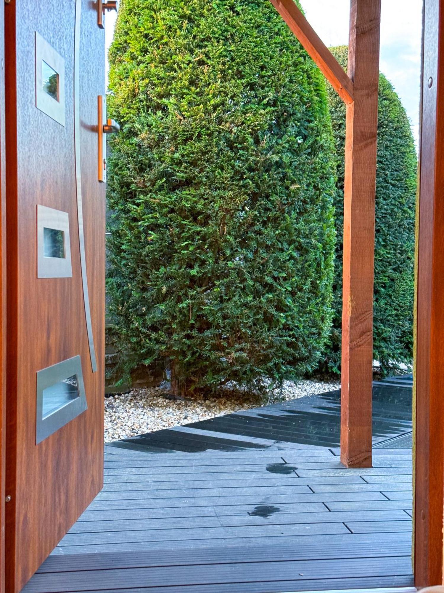 Unique Studio Apartment With Private Garden Londres Extérieur photo