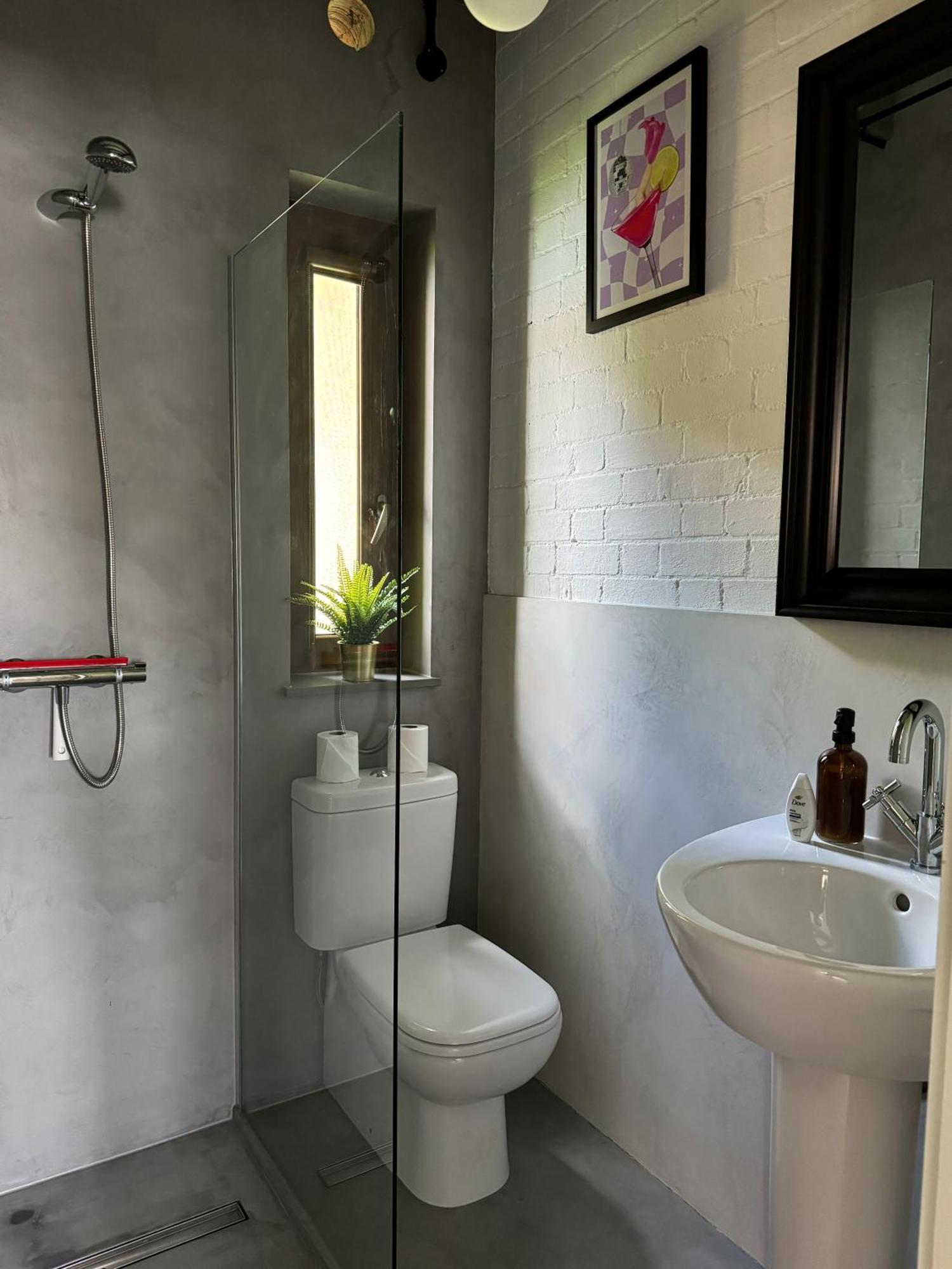 Unique Studio Apartment With Private Garden Londres Extérieur photo